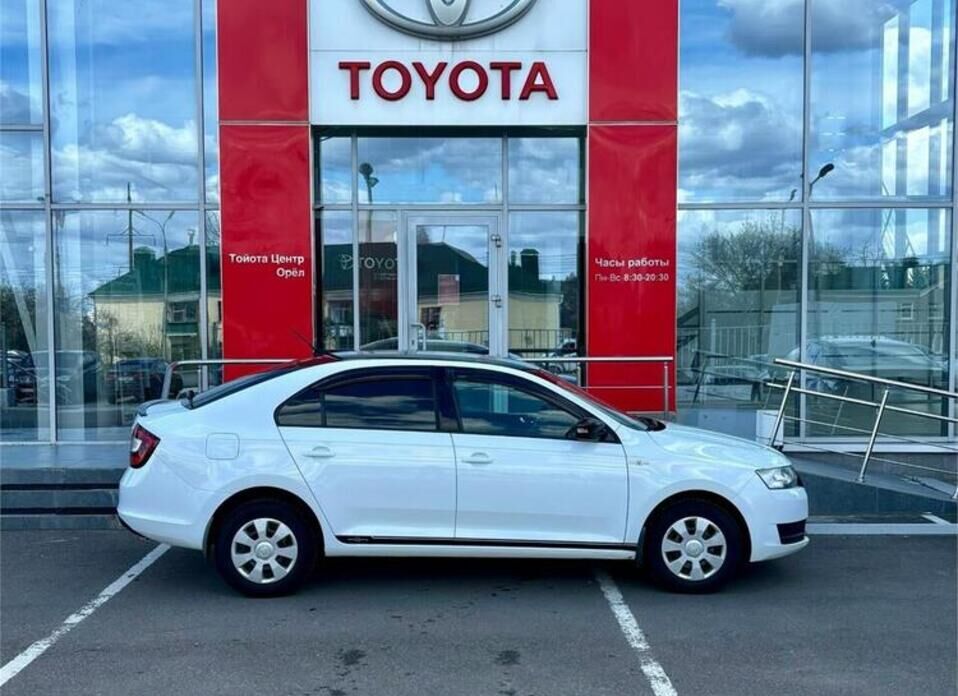 Skoda Rapid, I Рестайлинг 1.6 MT (90 л.с.)