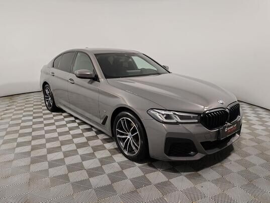 BMW 5 серии, 2021&nbsp;г., 130&nbsp;001&nbsp;км