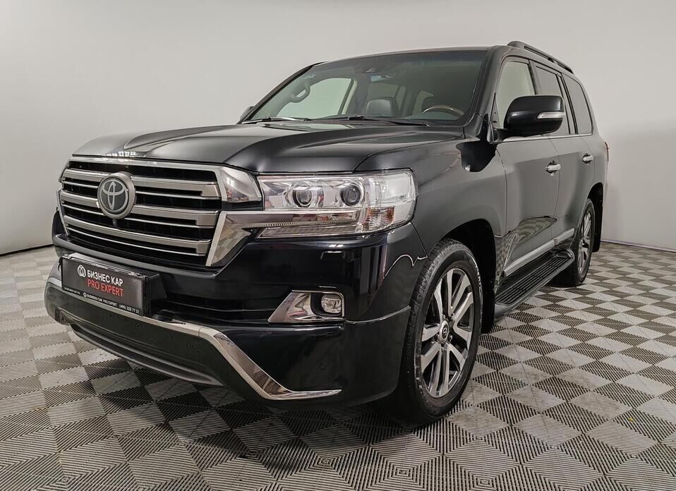 Toyota Land Cruiser, 200 Series Рестайлинг 2 4.6 AT (309 л.с.) 4WD
