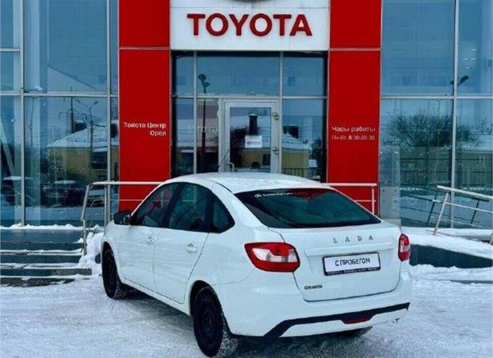 LADA (ВАЗ) Granta, I Рестайлинг 1.6 MT (90 л.с.)