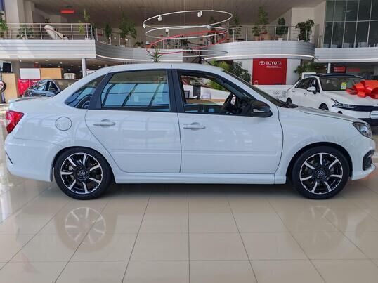 LADA (ВАЗ) Granta, 2024 г., 13 120 км