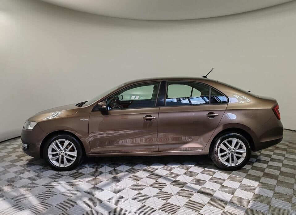 Skoda Rapid, I Рестайлинг 1.6 AT (110 л.с.)