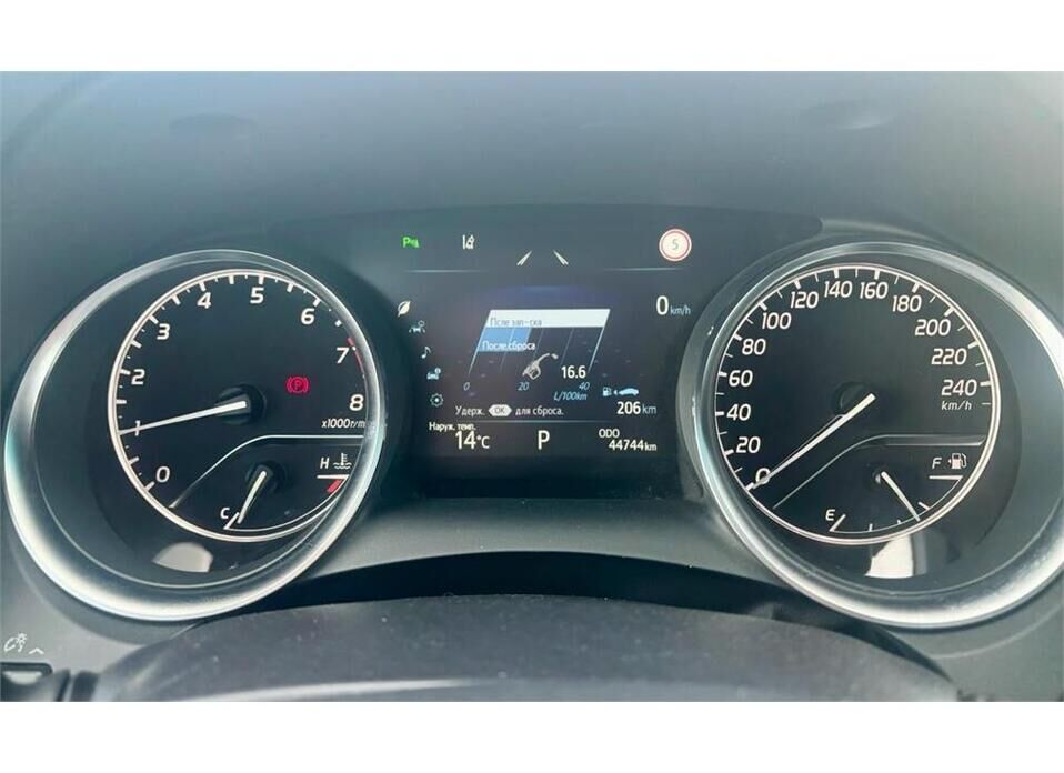 Toyota Camry, VIII (XV70) 3.5 AT (249 л.с.)