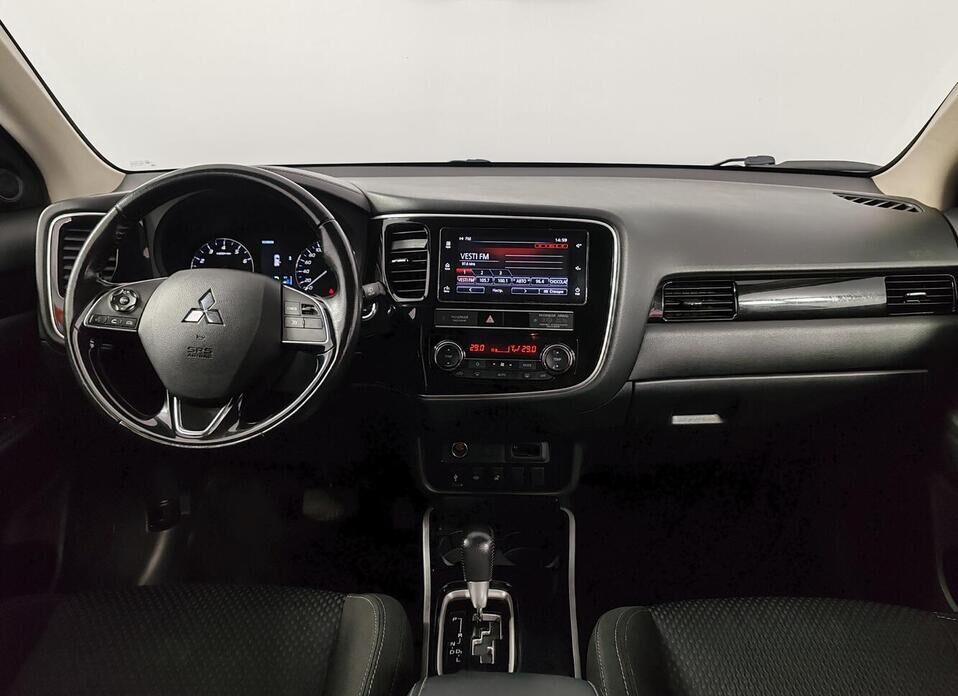 Mitsubishi Outlander, III Рестайлинг 2 2.0 CVT (146 л.с.) 4WD