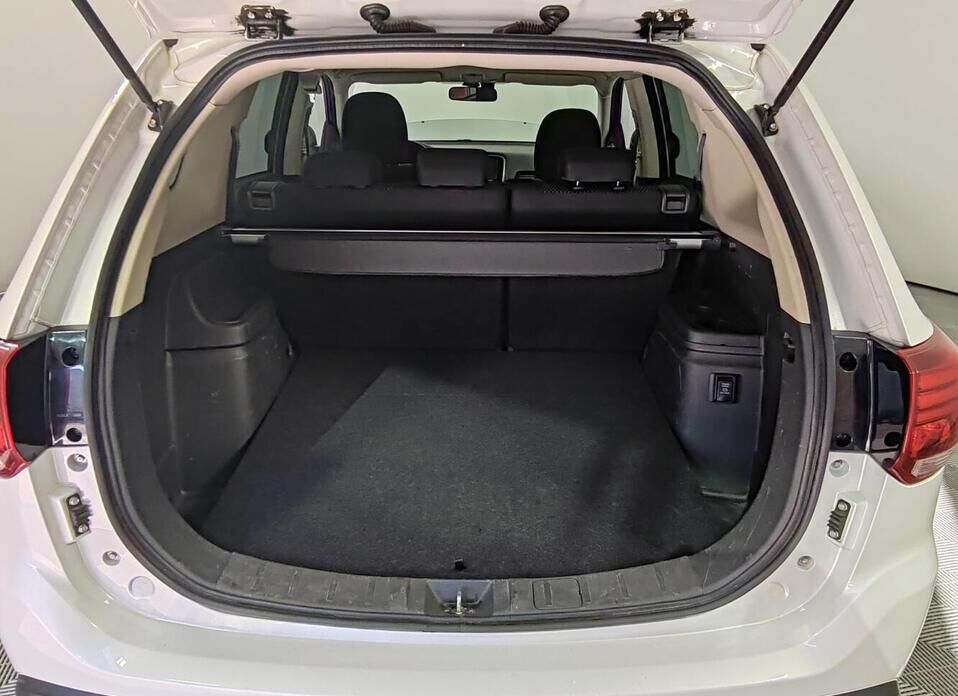 Mitsubishi Outlander, III Рестайлинг 2 2.0 CVT (146 л.с.) 4WD