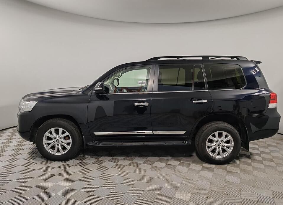 Toyota Land Cruiser, 200 Series Рестайлинг 2 4.5d AT (249 л.с.) 4WD
