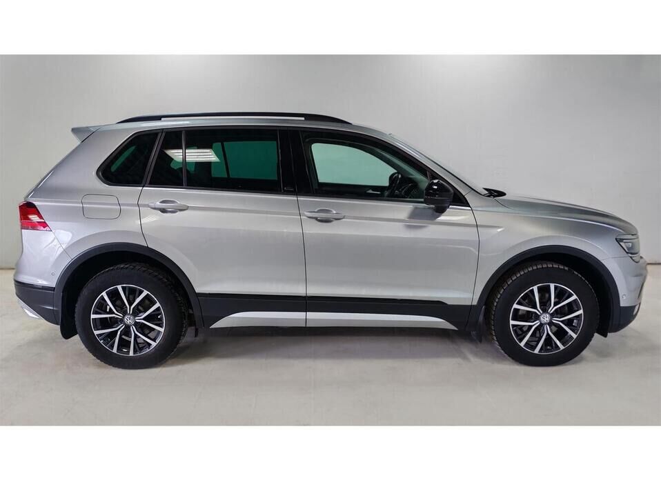 Volkswagen Tiguan, II 2.0d AMT (150 л.с.) 4WD