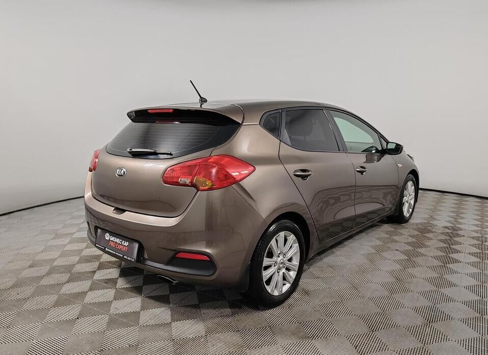 Kia Ceed, II 1.6 AT (129 л.с.)