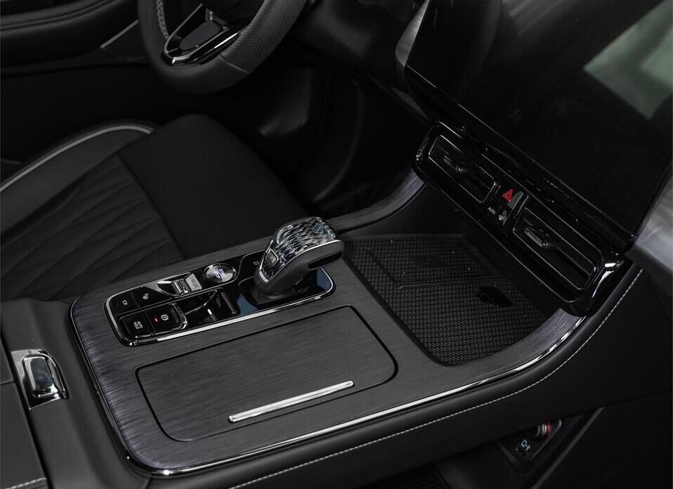 GAC GS8, II Dragon 2.0 AT (231 л.с.) 4WD