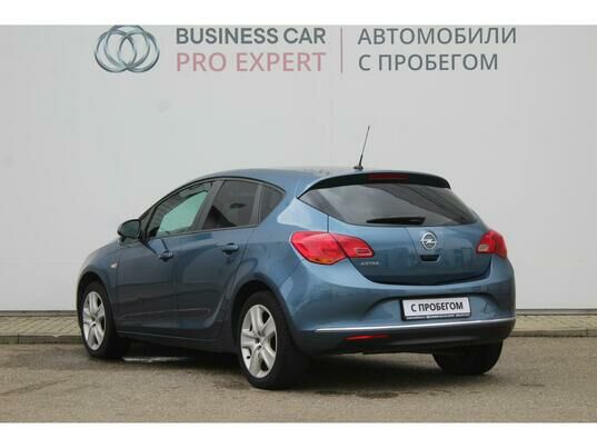 Opel Astra, 2012 г., 104 101 км