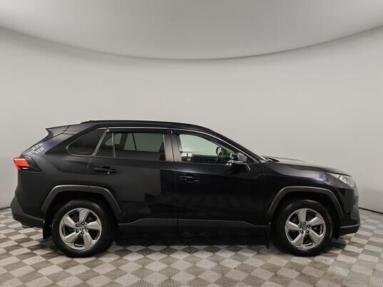 Toyota RAV4, 2021&nbsp;г., 95&nbsp;476&nbsp;км
