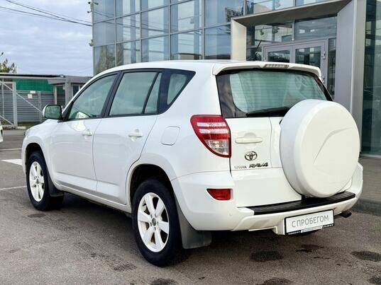 Toyota RAV4, 2010 г., 144 144 км