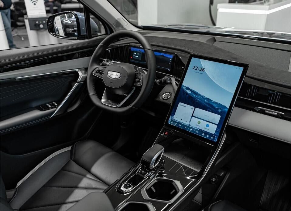 Geely Atlas, II 1.5 AMT (147 л.с.)