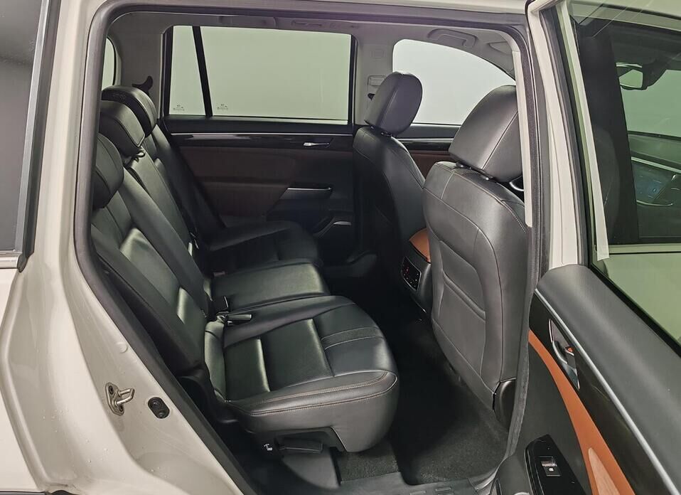 GAC GS8 2.0 AT (190 л.с.) 4WD