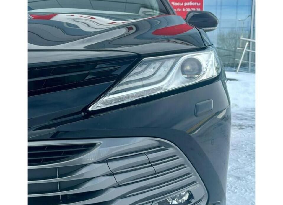 Toyota Camry, VIII (XV70) 3.5 AT (249 л.с.)