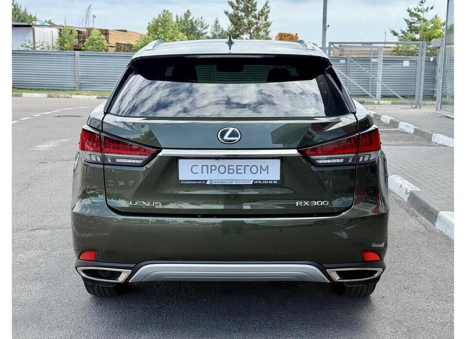 Lexus RX, IV Рестайлинг 300 2.0 AT (238 л.с.) 4WD