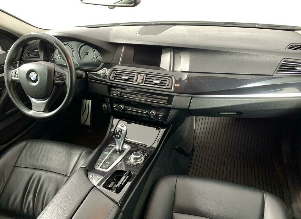 BMW 5 серии 528i xDrive 2.0 AT (245 л.с.) 4WD