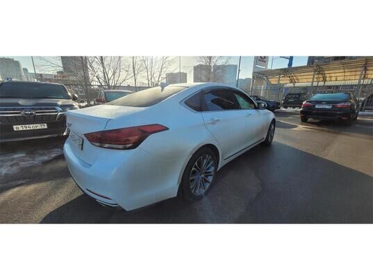 Hyundai Genesis, 2014&nbsp;г., 52&nbsp;567&nbsp;км