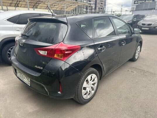 Toyota Auris, 2013 г., 217 076 км