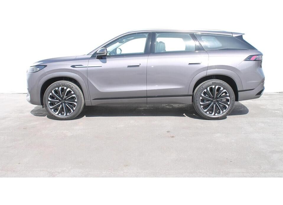 Jaecoo J8 2.0 AMT (249 л.с.) 4WD