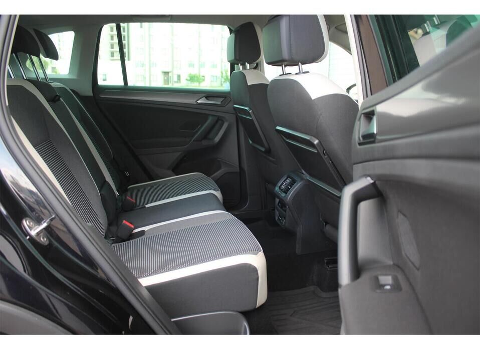 Volkswagen Tiguan, II 1.4 AMT (150 л.с.) 4WD