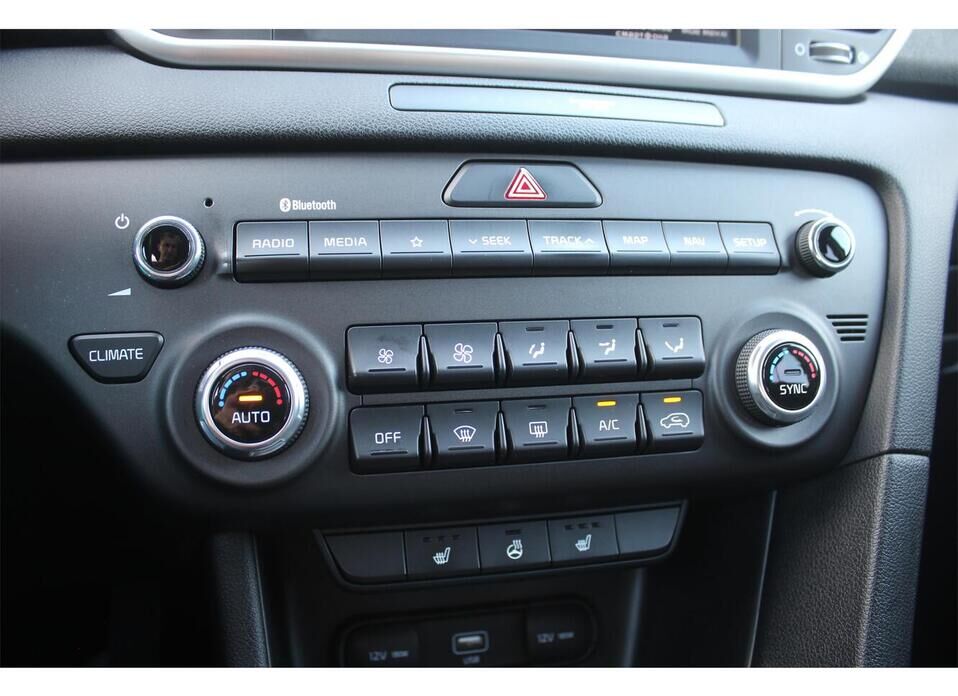 Kia Sportage, IV Рестайлинг 2.0 AT (150 л.с.)