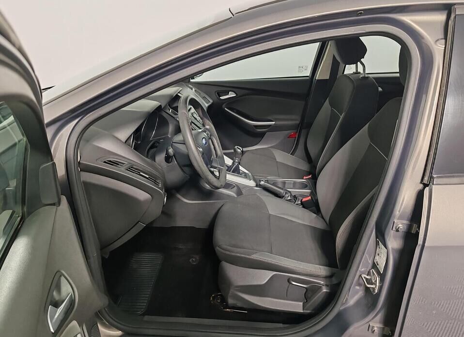 Ford Focus, III 1.6 MT (125 л.с.)
