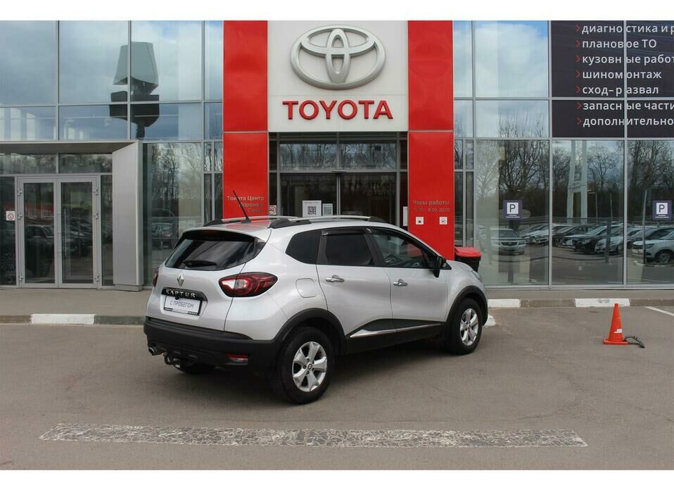 Renault Kaptur 1.6 CVT (114 л.с.)