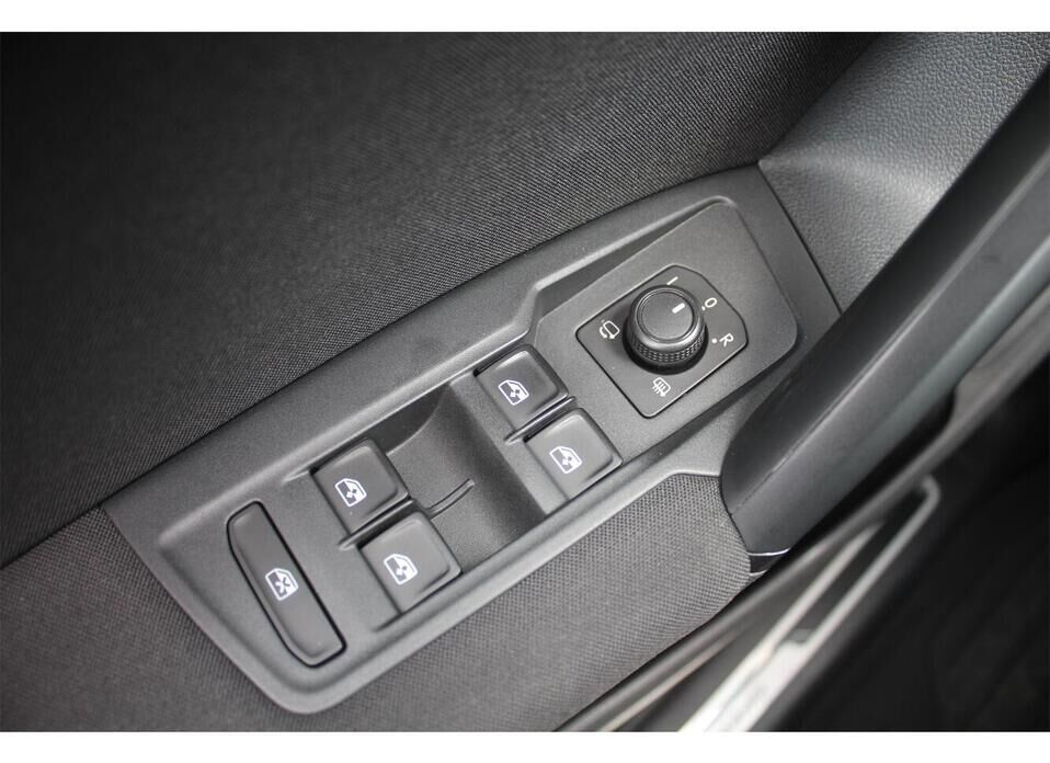 Volkswagen Tiguan, II 1.4 AMT (150 л.с.) 4WD