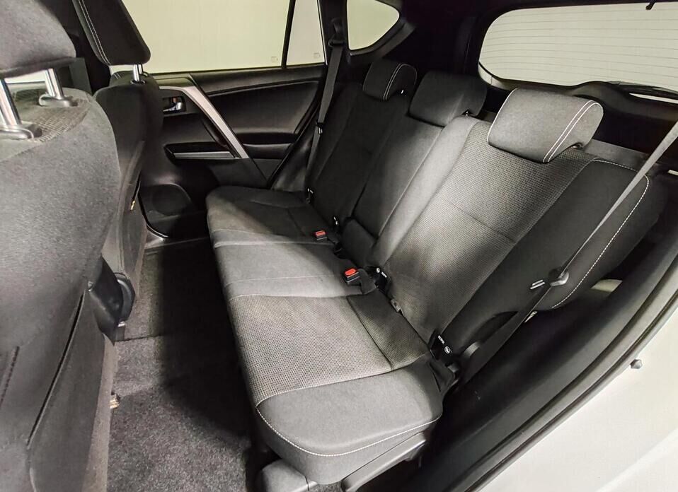 Toyota RAV4, IV (CA40) Рестайлинг 2.5 AT (180 л.с.) 4WD