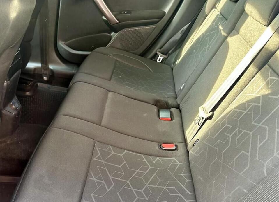 Peugeot 2008, I 1.6 MT (114 л.с.)