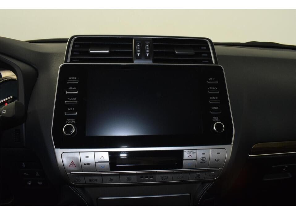 Toyota Land Cruiser Prado, 150 Series Рестайлинг 3 2.8d AT (200 л.с.) 4WD