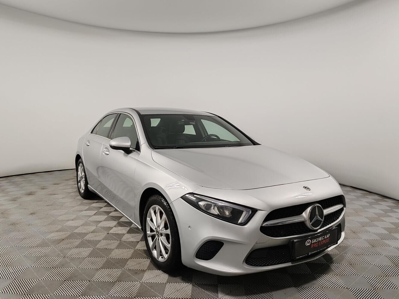 Mercedes-Benz A-Класс, 2019&nbsp;г., 46&nbsp;810&nbsp;км