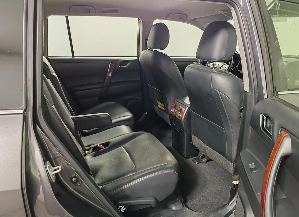 Toyota Highlander, II (XU40) Рестайлинг 3.5 AT (273 л.с.) 4WD