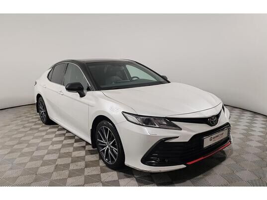 Toyota Camry, 2021&nbsp;г., 56&nbsp;278&nbsp;км