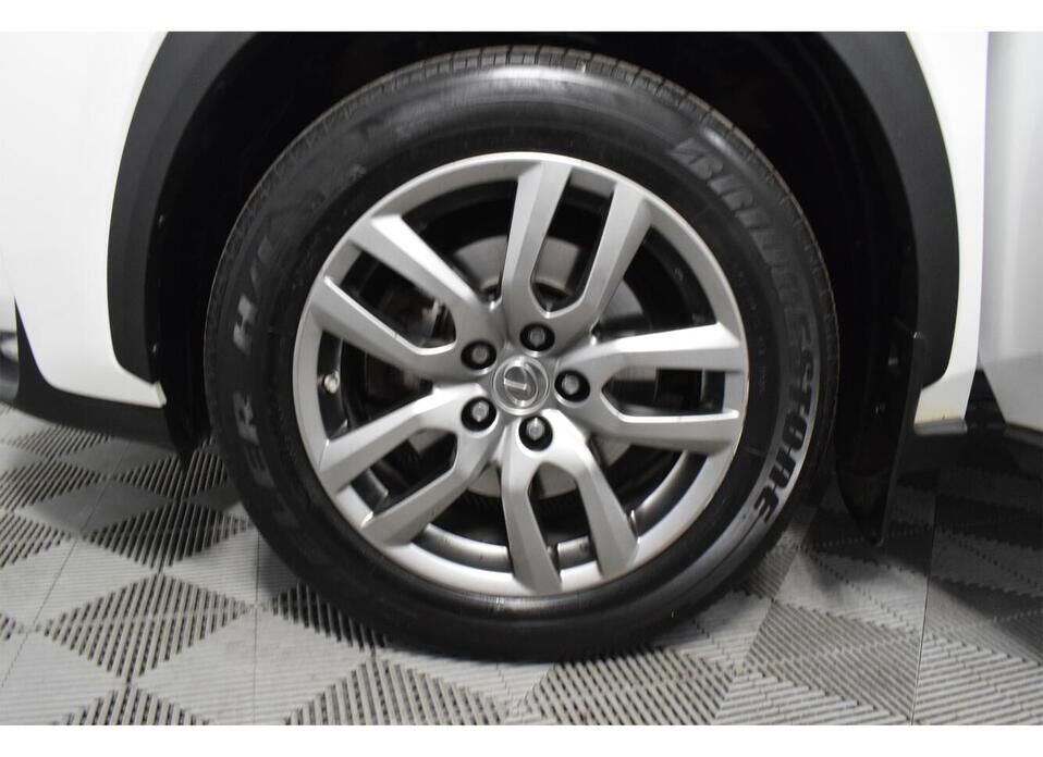 Lexus NX, I 200t 2.0 AT (238 л.с.) 4WD