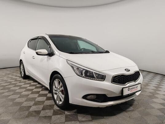 Kia Ceed, 2014 г., 217 238 км