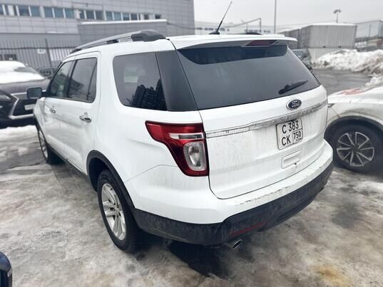 Ford Explorer, 2013&nbsp;г., 233&nbsp;702&nbsp;км