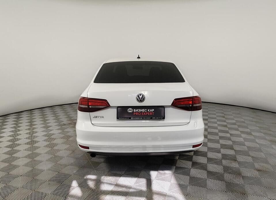 Volkswagen Jetta, VI Рестайлинг 1.6 AT (105 л.с.)