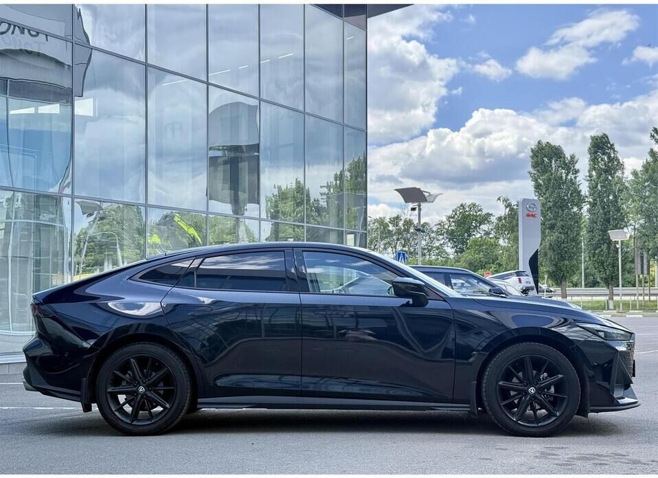 Changan UNI-V 1.5 AMT (181 л.с.)