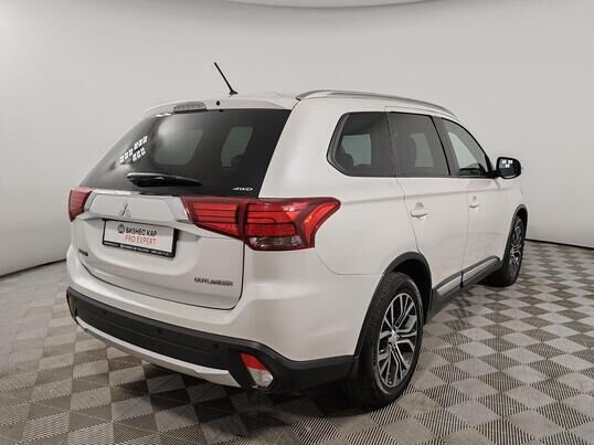 Mitsubishi Outlander, 2016 г., 148 739 км