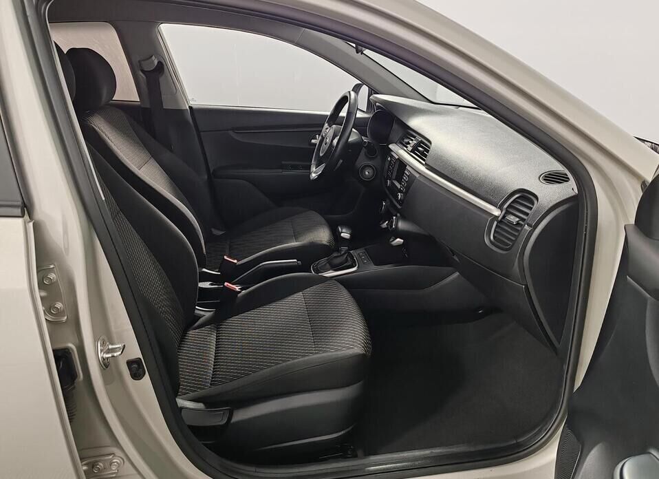 Kia Rio, IV X-Line 1.6 AT (123 л.с.)