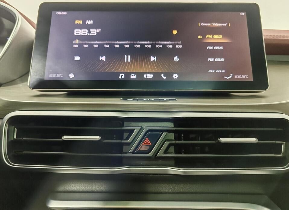 Geely Coolray, I 1.5 AMT (150 л.с.)