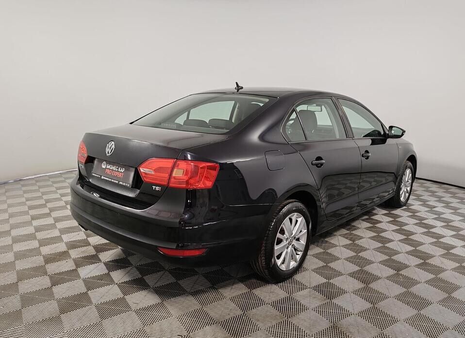 Volkswagen Jetta, VI 1.4 AMT (122 л.с.)