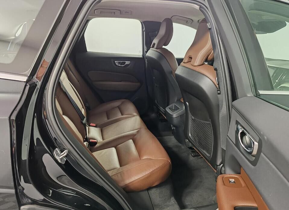 Volvo XC60, II 2.0d AT (190 л.с.) 4WD