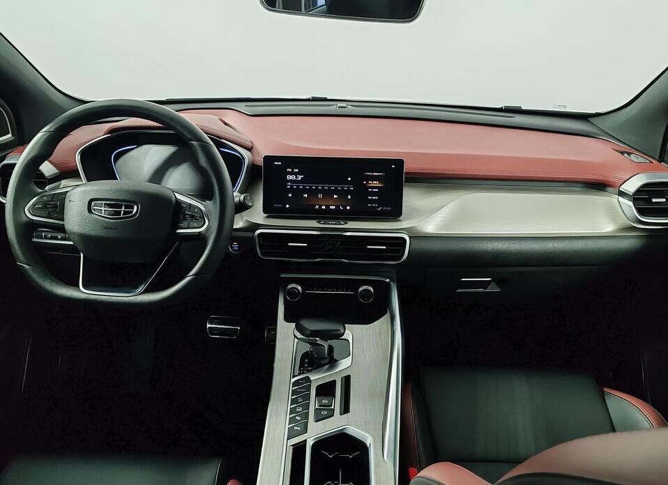 Geely Coolray, I 1.5 AMT (150 л.с.)