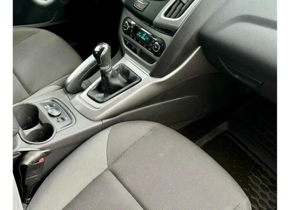 Ford Focus, III 1.6 MT (125 л.с.)