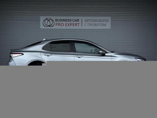 Toyota Camry, 2021&nbsp;г., 77&nbsp;424&nbsp;км