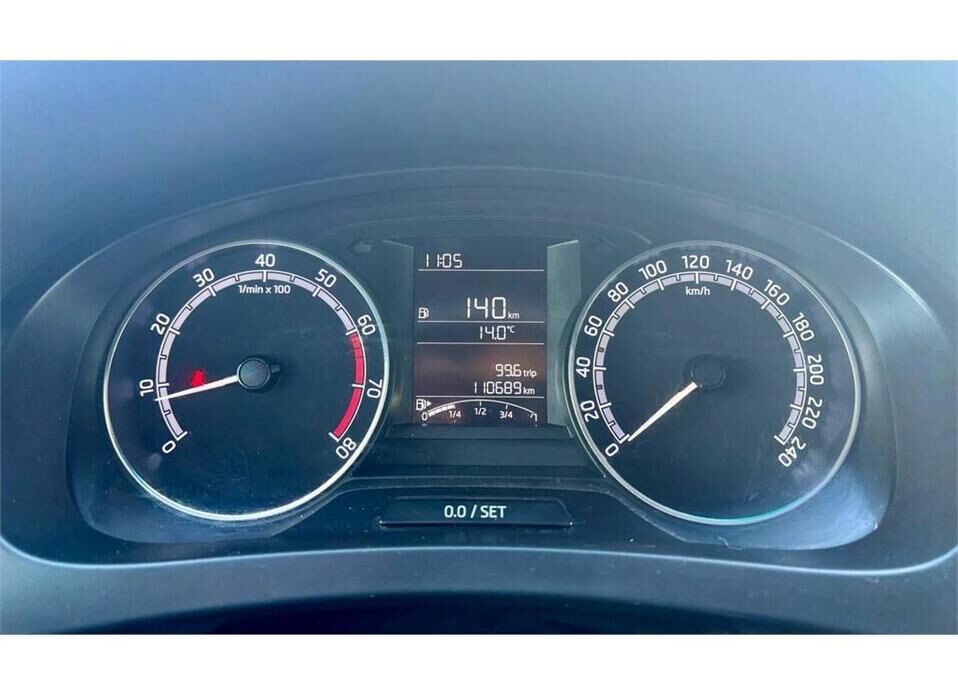 Skoda Rapid, I Рестайлинг 1.6 MT (90 л.с.)