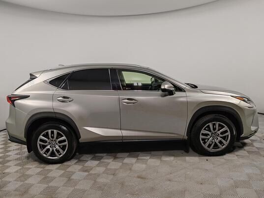 Lexus NX, 2018 г., 339 009 км